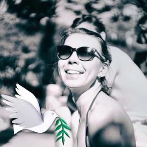 Meet your Posher, Viktoria